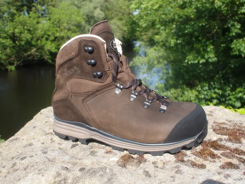Walking Boots | Boot Fitting & Advice Available