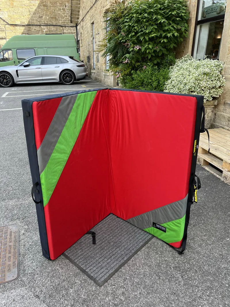 Organic Big Pad Bouldering Pad Red / Green 