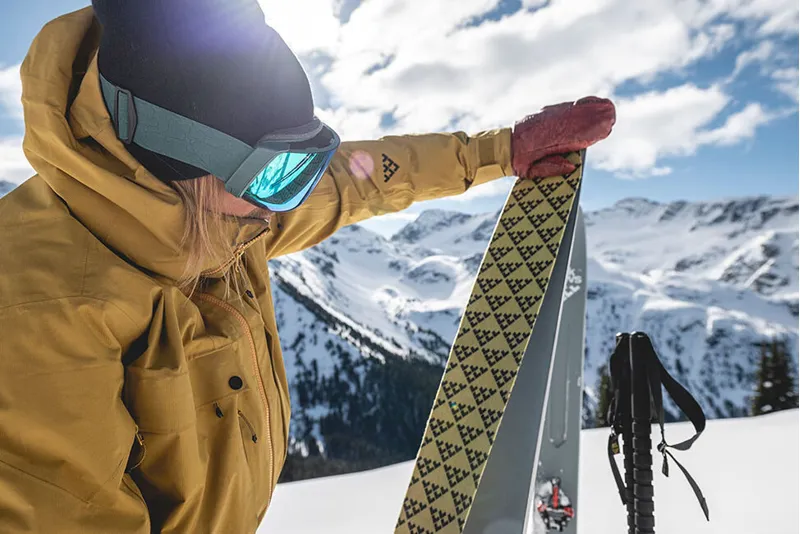 Black Crows Pilus Corvus Freebird Skins-1