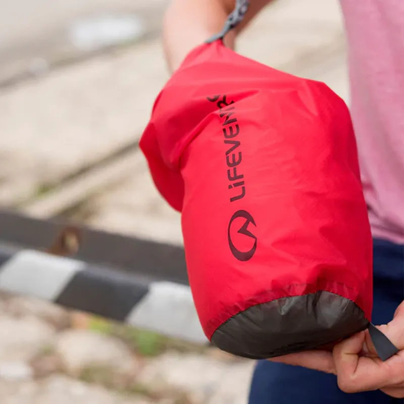 Lifeventure Ultralight Dry Bag 2L Red-1