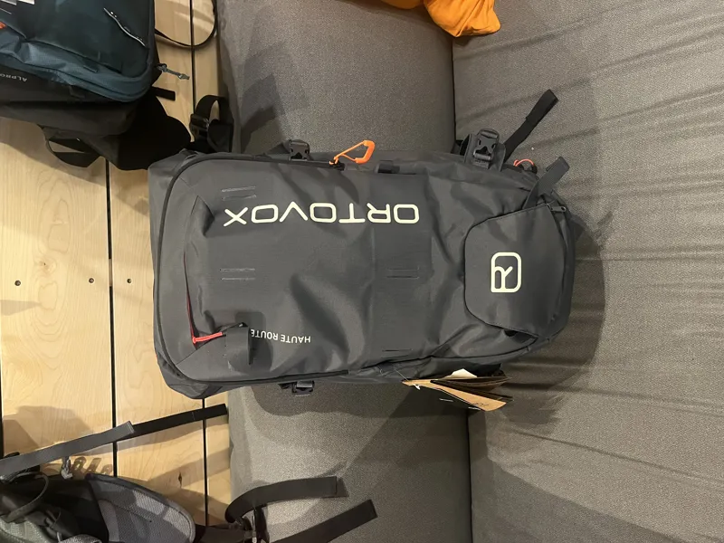 Ortovox Haute Route 38 S Black Anthracite Women's Rucksack