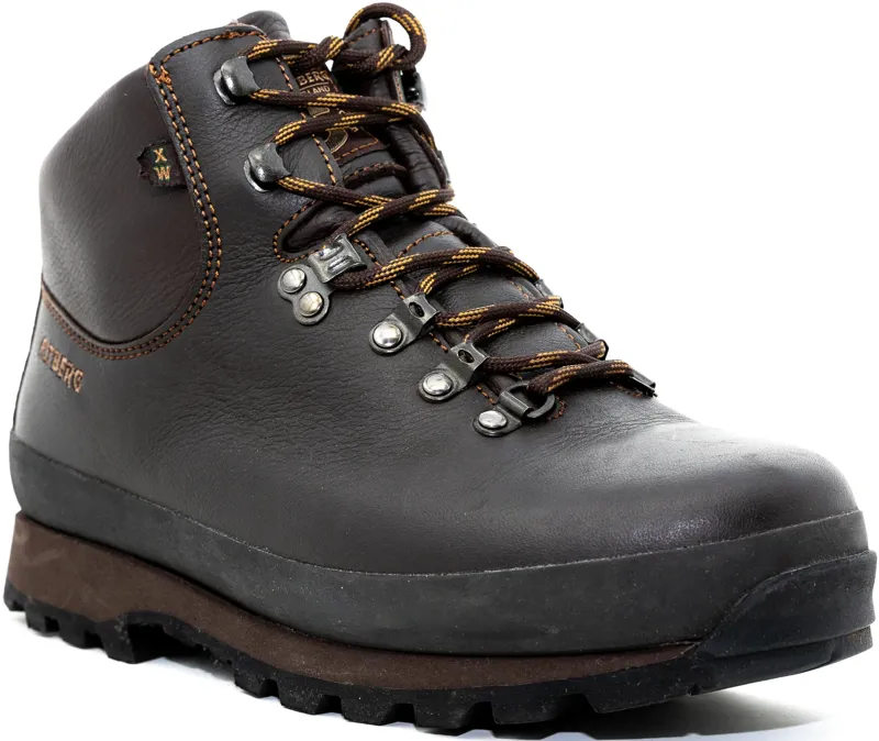 Altberg Fremington Lady Lite Wide. Wide Fitting Leather Walking Boots