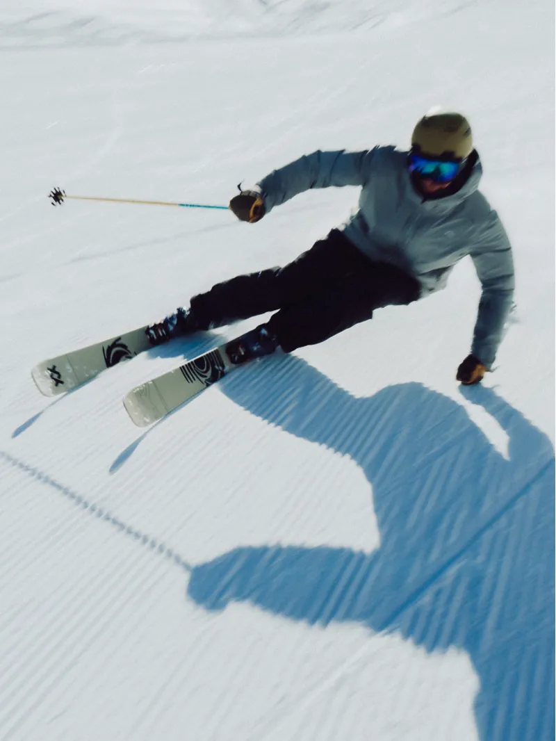 Volkl Revolt 101 Flat Men's Freeride Skis-6